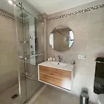 Capleouna-villa La