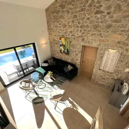 Capleouna-villa La * Антіб