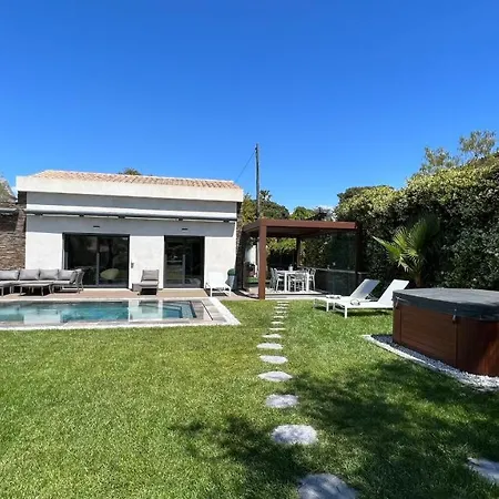 Capleouna-villa La Villa *